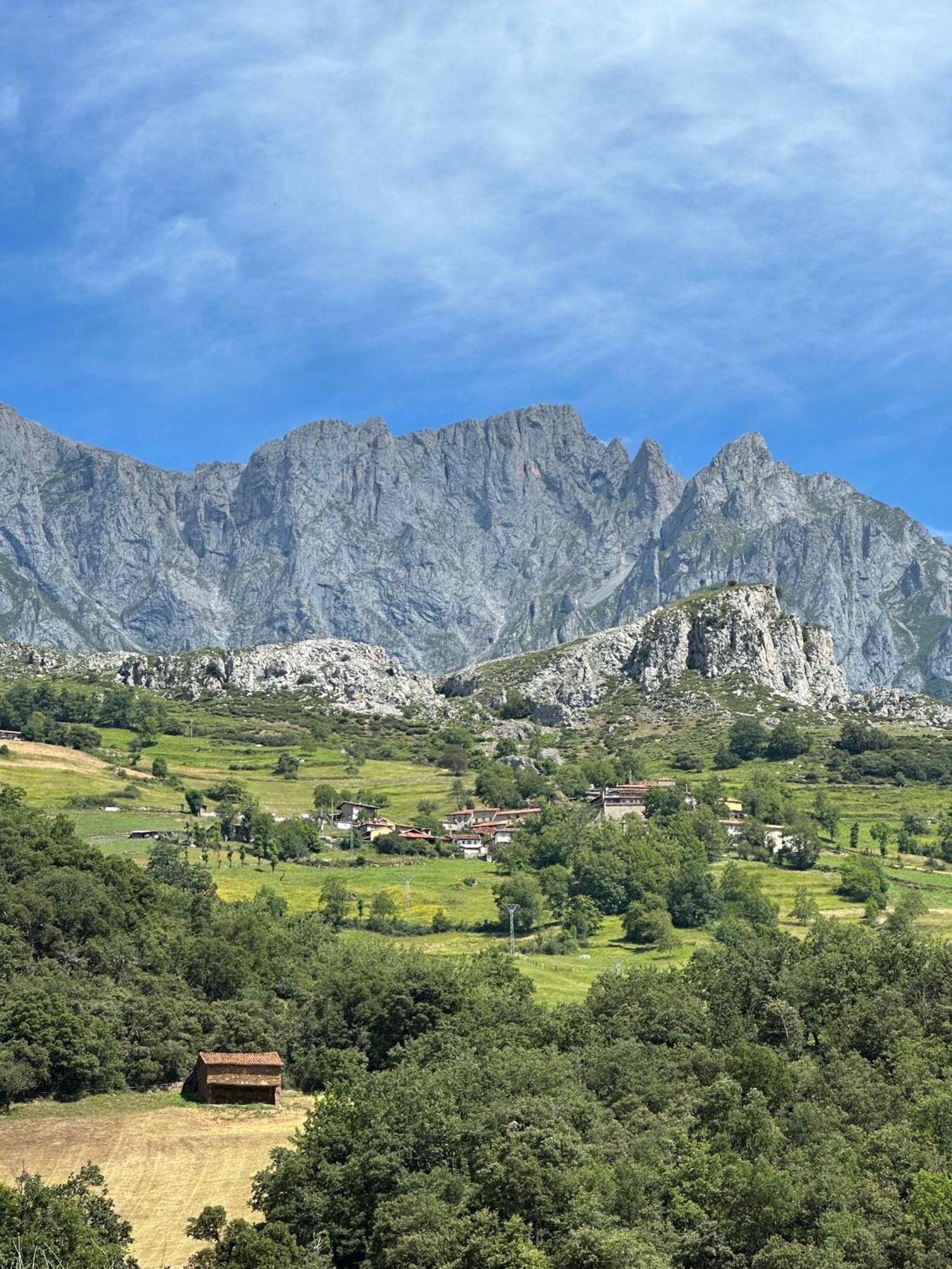 Aire De Picos Norte Brez Exteriör bild